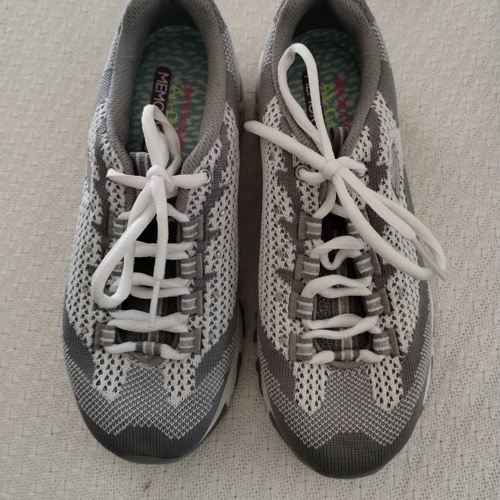 Women's Skechers Memory Foam Athletic Shoes - Picture 4 of 5